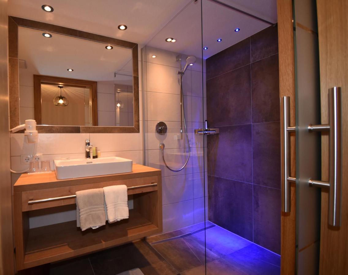 Haus Hubertus Apartment Galtur Bagian luar foto