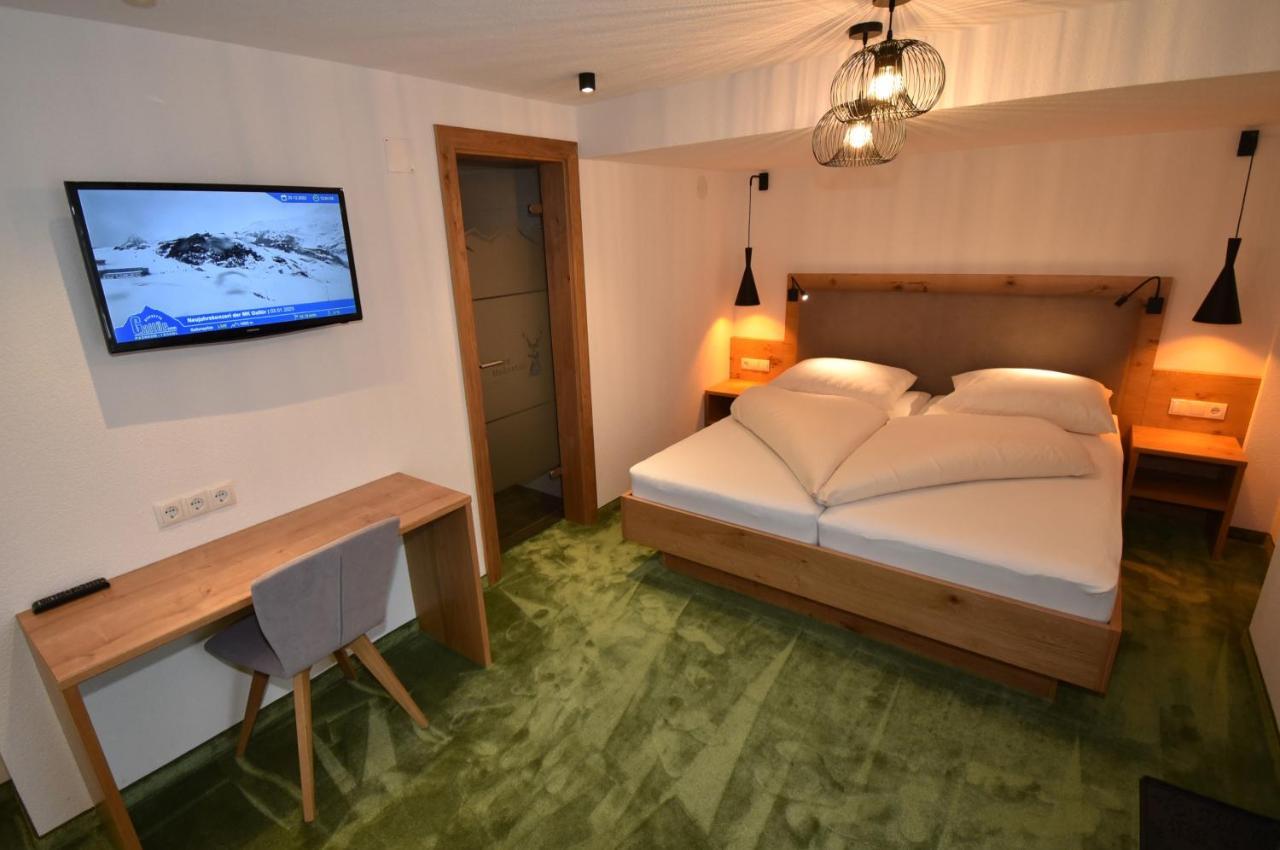 Haus Hubertus Apartment Galtur Bagian luar foto