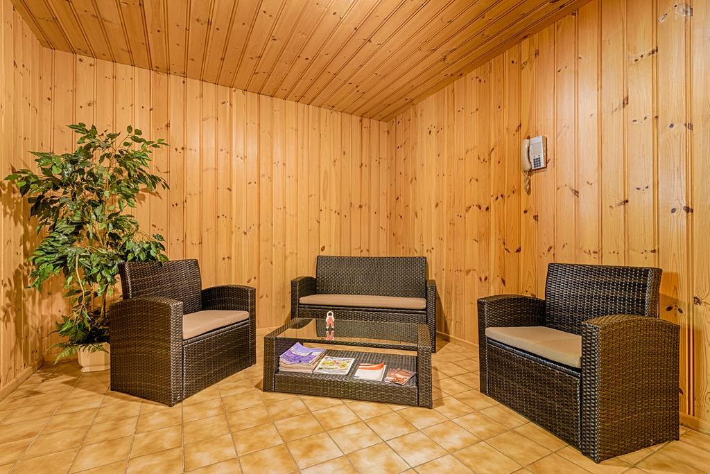 Haus Hubertus Apartment Galtur Bagian luar foto