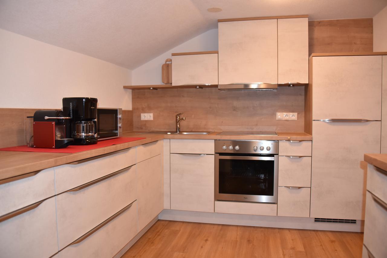 Haus Hubertus Apartment Galtur Bagian luar foto