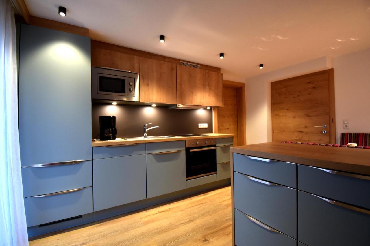 Haus Hubertus Apartment Galtur Bagian luar foto