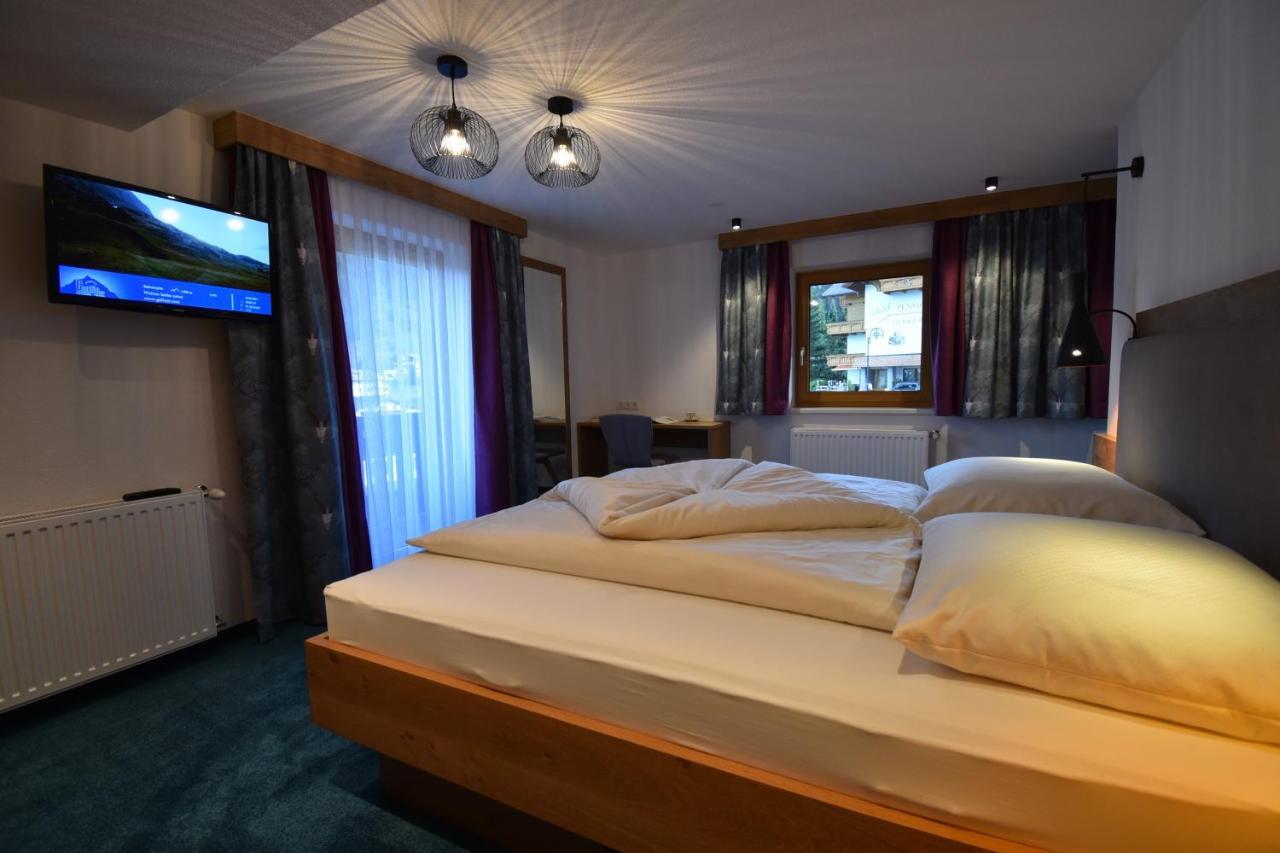 Haus Hubertus Apartment Galtur Bagian luar foto